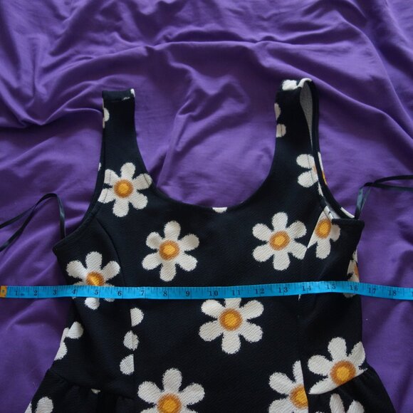 One Clothing Black with Sunflowers Made in Mexico Size S Dress - Picture 4 of 12